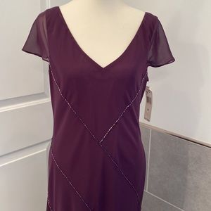 ❤️3/$30: Evan-Picone Maroon Dress.  Never worn and tag still on it.
